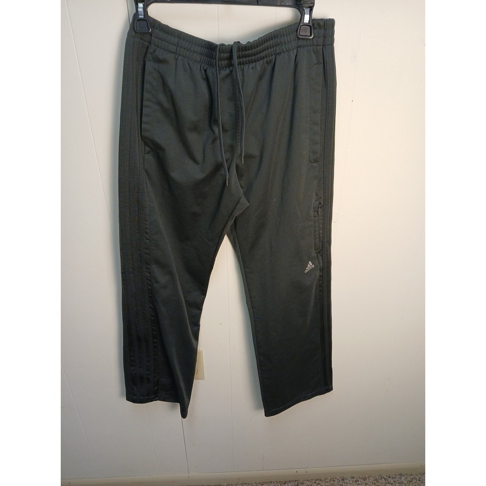 Men's Adidas Pants Sz M 2017 RN 88387!! Gray Stripes!!